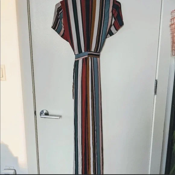 Vicki Bardot Wrap Dress - Picture 5 of 5